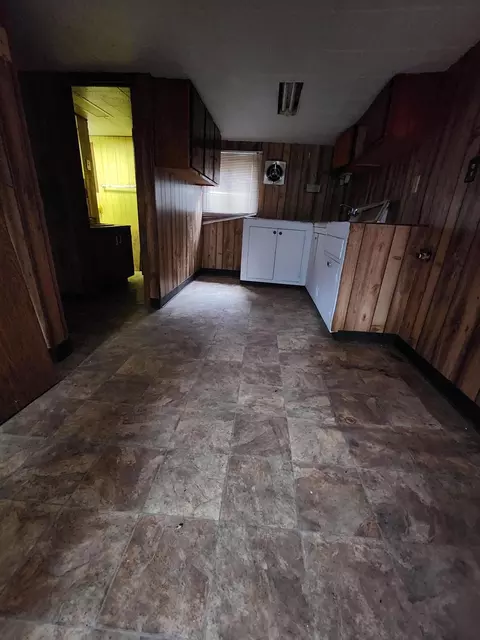 Kitchen - 4840 Ash Ave, Hammond, IN 46327 photo 2 of 2