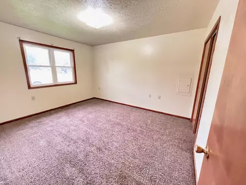 805 Clement St, La Porte, IN 46350 photo 6