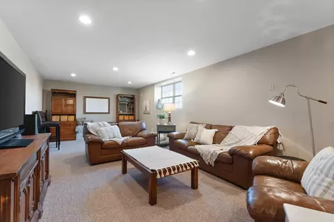 Living - 15112 W 95th Ave, Dyer, IN 46311 photo 4 of 5