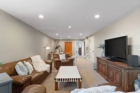 Living - 15112 W 95th Ave, Dyer, IN 46311 photo 5 of 5