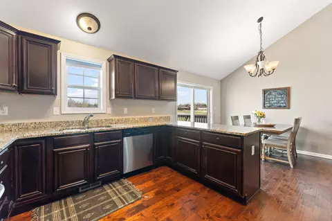 Kitchen - 15112 W 95th Ave, Dyer, IN 46311 photo 5 of 5