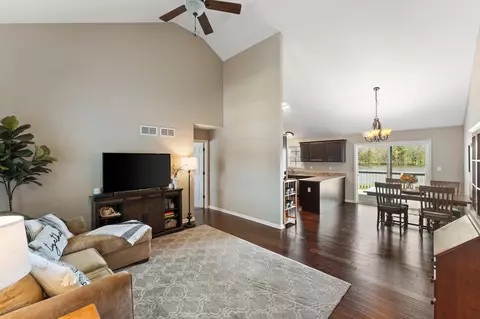 Living - 15112 W 95th Ave, Dyer, IN 46311 photo 1 of 5