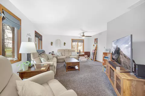 669 S 150, Kouts, IN 46347 photo 4
