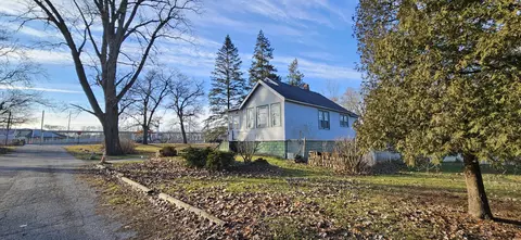 646 S Hamilton St, Gary, IN 46403 photo 9