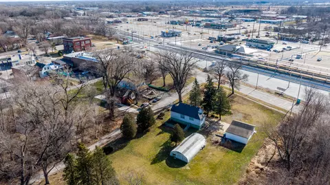 646 S Hamilton St, Gary, IN 46403 photo 3