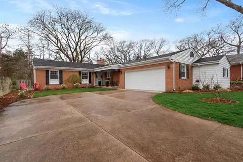 Exterior - 8644 Baring Ave, Munster, IN 46321 photo 1 of 8