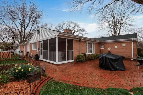 Exterior - 8644 Baring Ave, Munster, IN 46321 photo 6 of 8