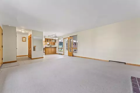 Living - 8631 Beech Ave, Munster, IN 46321 photo 2 of 6