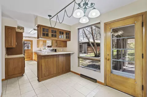 Kitchen - 8631 Beech Ave, Munster, IN 46321 photo 1 of 8