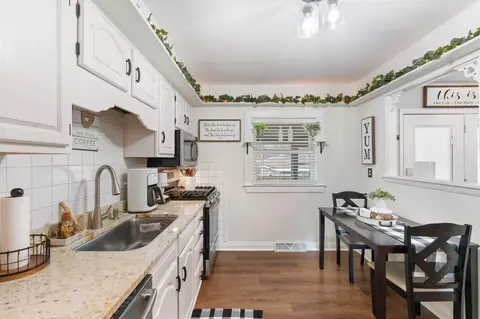 Kitchen - 1130 N Dwiggins St, Griffith, IN 46319 photo 2 of 4