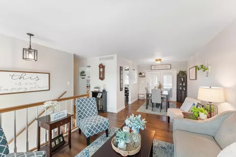 Living - 1130 N Dwiggins St, Griffith, IN 46319 photo 3 of 6
