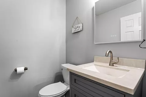 11151 Vermont Cir, Crown Point, IN 46307 photo 12