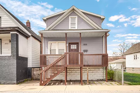 2034 Schrage Ave, Whiting, IN 46394 photo 1
