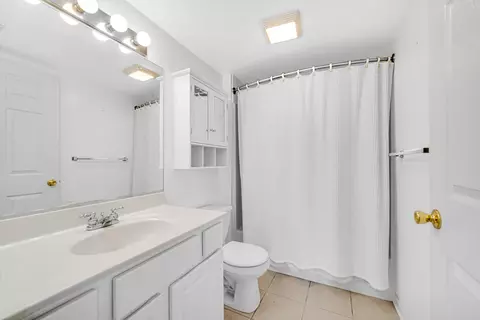 Bath - 8421 Manor Ave #306, Munster, IN 46321 photo 1 of 2