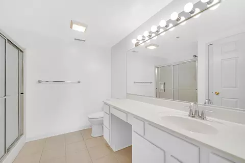 Bath - 8421 Manor Ave #306, Munster, IN 46321 photo 2 of 2