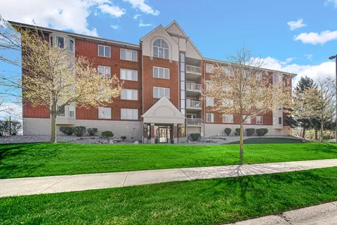 Exterior - 8421 Manor Ave #306, Munster, IN 46321 photo 8 of 9