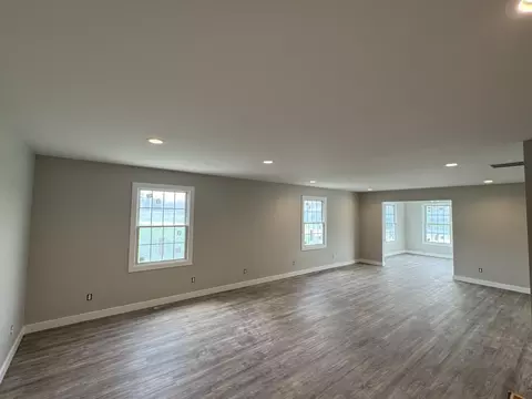 821 9th St #9B, De Motte, IN 46310 photo 5