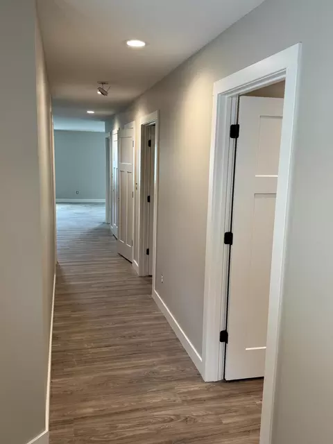 821 9th St #9B, De Motte, IN 46310 photo 8