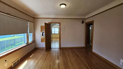 636 Cherry St, Hammond, IN 46324 photo 5