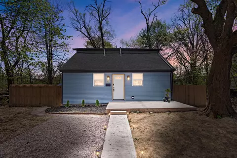 1001 E 48th Pl, Gary, IN 46409 photo 2