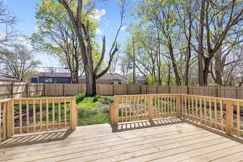 1001 E 48th Pl, Gary, IN 46409 photo 16