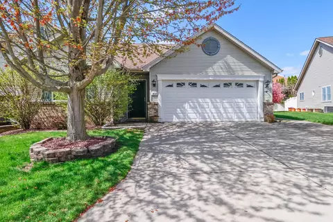 9624 Jackson Ct, Crown Point, IN 46307 photo 1