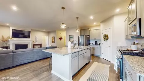 4703 Wayside Ave, Valparaiso, IN 46383 photo 6