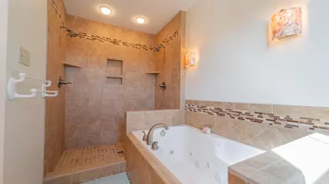 1582 Commodore Ln, Porter, IN 46304 photo 18