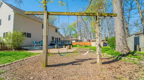 1582 Commodore Ln, Porter, IN 46304 photo 32