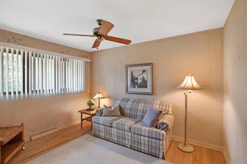 Living - 1248 35th St, Munster, IN 46321 photo 2 of 3