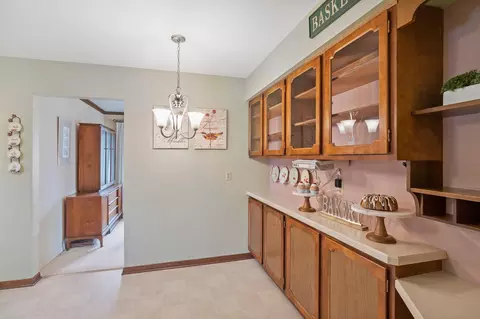 Kitchen - 1248 35th St, Munster, IN 46321 photo 2 of 7
