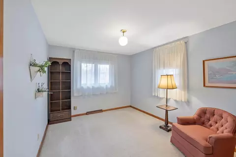 Bedroom - 1248 35th St, Munster, IN 46321 photo 2 of 2