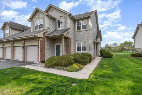 8022 Knickerbocker Pl, Dyer, IN 46311 photo 3