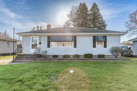 Exterior - 1432 N Griffith Blvd, Griffith, IN 46319 photo 1 of 14