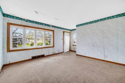 621 Clinton St, Gary, IN 46406 photo 3