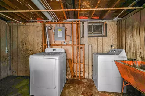 621 Clinton St, Gary, IN 46406 photo 16