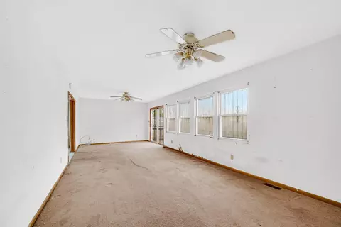 621 Clinton St, Gary, IN 46406 photo 9