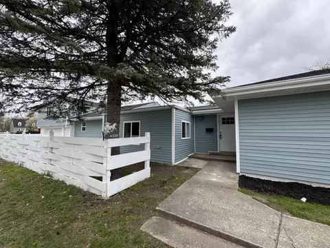 4725 Madison St, Gary, IN 46408 photo 2