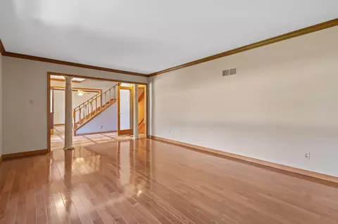 2661 Tower Ct, Dyer, IN 46311 photo 7