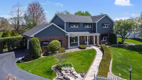 2661 Tower Ct, Dyer, IN 46311 photo 2
