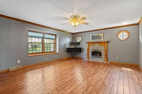 2661 Tower Ct, Dyer, IN 46311 photo 9