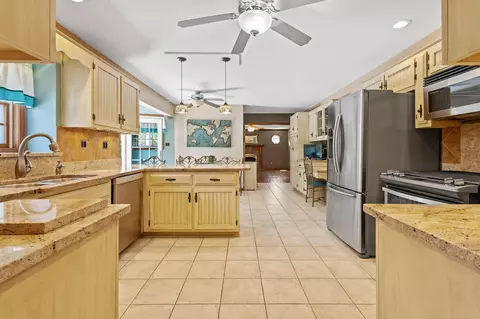 2661 Tower Ct, Dyer, IN 46311 photo 12