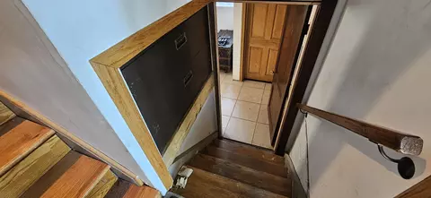 Entry Way - 5816 E 7th Ave, Gary, IN 46403 photo 9 of 11