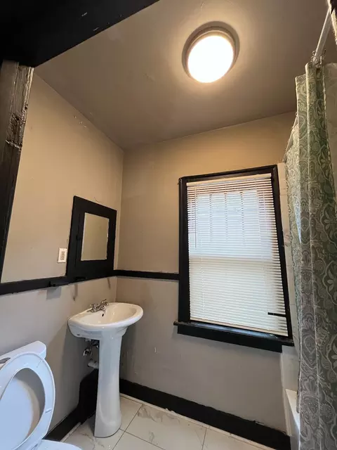 4375 Massachusetts St, Gary, IN 46409 photo 13
