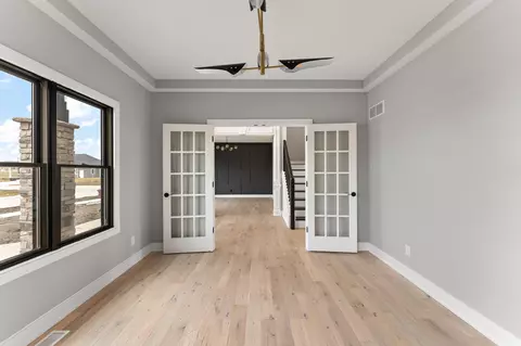 9450 Iris Dr, Saint John, IN 46373 photo 9