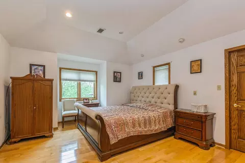 1033 Cornwallis Ln, Munster, IN 46321 photo 9