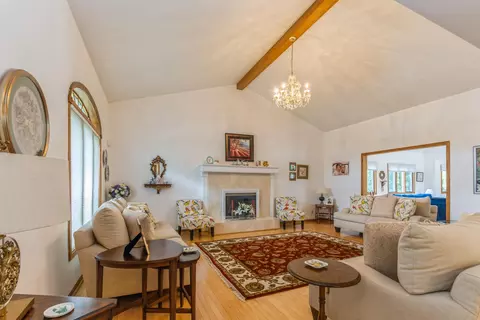 1033 Cornwallis Ln, Munster, IN 46321 photo 3