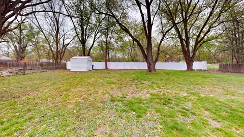 417 Colfax St, Griffith, IN 46319 photo 11