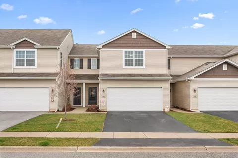 440 Greenbrier Ln, Lowell, IN 46356 photo 1