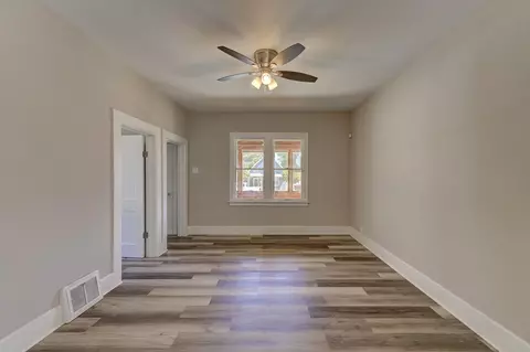 Living - 4422 Dearborn Ave, Hammond, IN 46327 photo 3 of 4